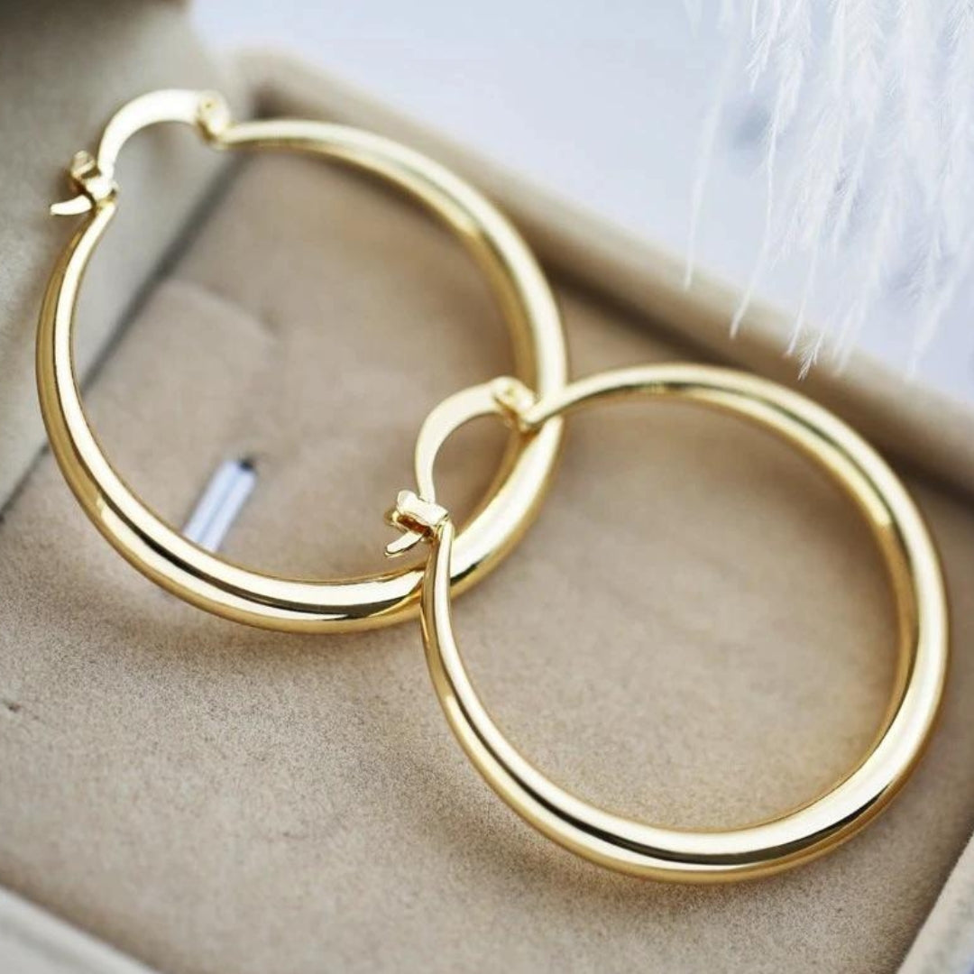 Bethanie - Large Hoop Earrings in Gold