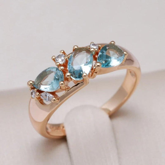 Sandra - Blue Vintage Zirconia Ring in Gold