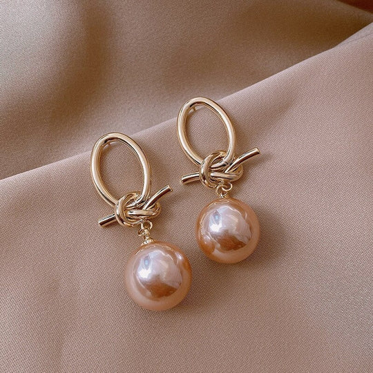 Kylie - Vintage Pearl Loop Earrings in Gold