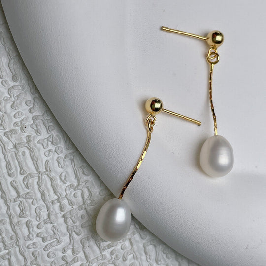 Lily - French Freshwater Pearl Earrings