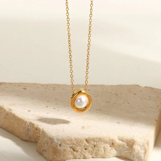 Hannah - Gold Plated Saltwater Pearl Necklace